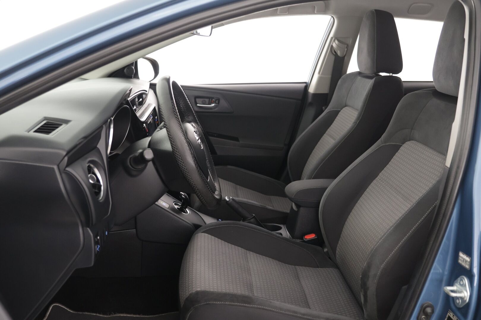 Toyota Auris 2018 Touring Sports 1,8 Hybrid Active Edition