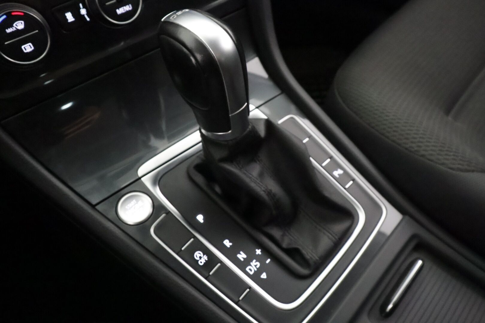 Volkswagen Golf 2019 Variant Comfortline 1,5 TSI EVO 96 kW (130 hv) BLUEMOTION DSG-automaatti - | ACC | LED | Bluetooth | apple&Android | Suomi-auto | Kahdet Renkaat |