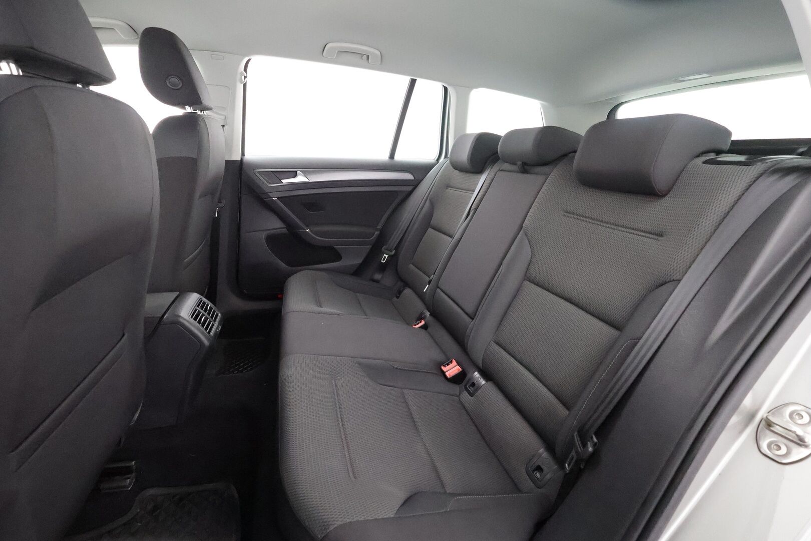 Volkswagen Golf 2019 Variant Comfortline 1,5 TSI EVO 96 kW (130 hv) BLUEMOTION DSG-automaatti - | ACC | LED | Bluetooth | apple&Android | Suomi-auto | Kahdet Renkaat |