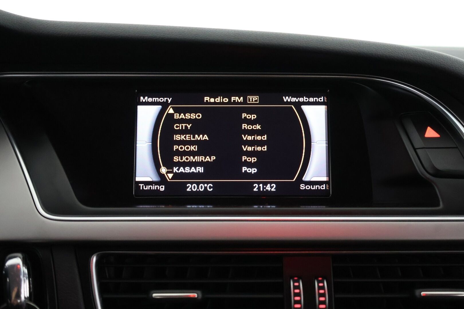Audi A5 2012 Sportback 1,8 TFSI 125 kW - | Vakkari | Bang & Olufsen | Lohko+sisäp. | Koukku | Sport-penkit | Bi-Xenon | Jakoketju tehty! |