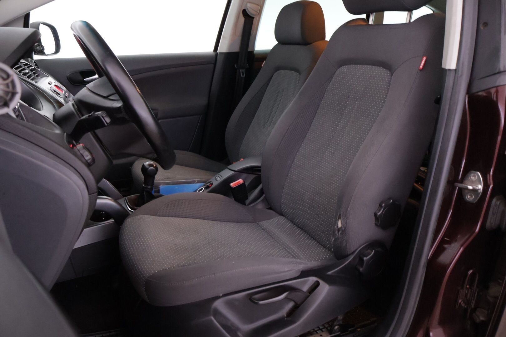 Seat Altea 2007 4D ALTEA XL MPV 1.9TDI-5P/258 -Myydään Huutokaupat.com - | Webasto | Vakkari | Jakopää tehty 2025 | 2x Hyvät Renkaat ja Vanteet |