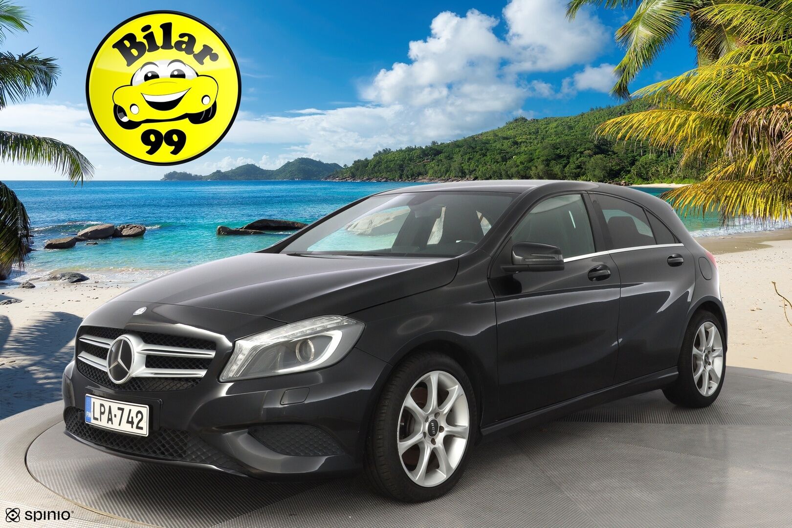 Mercedes-Benz A 2014 250 4Matic A Premium Business * KATSO MIHIN HINTAAN NELIVETO / Lohko / Vakkari / Peruutuskamera / Sportpenkit / 2 Renkaat* - Kahdet Alumiinivanteet / Siistikuntoinen / Perä uusittu juuri!