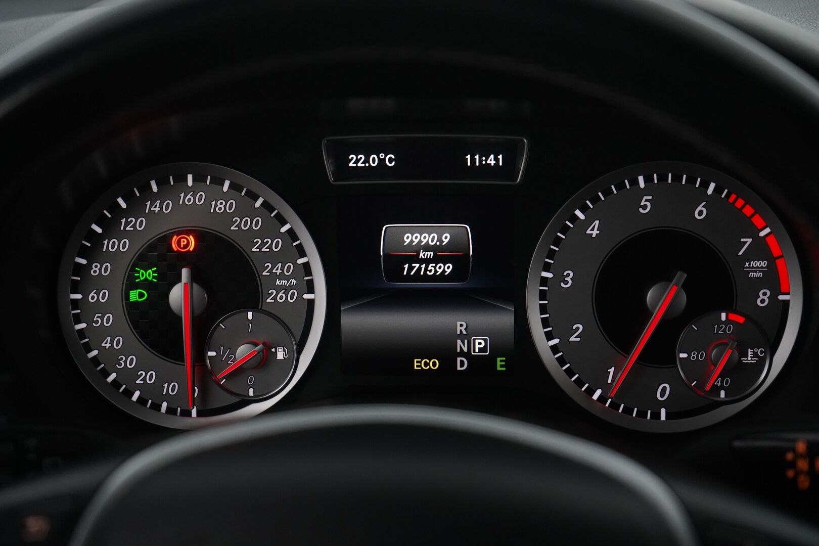 Mercedes-Benz A 2014 250 4Matic A Premium Business * KATSO MIHIN HINTAAN NELIVETO / Lohko / Vakkari / Peruutuskamera / Sportpenkit / 2 Renkaat* - Kahdet Alumiinivanteet / Siistikuntoinen / Perä uusittu juuri!