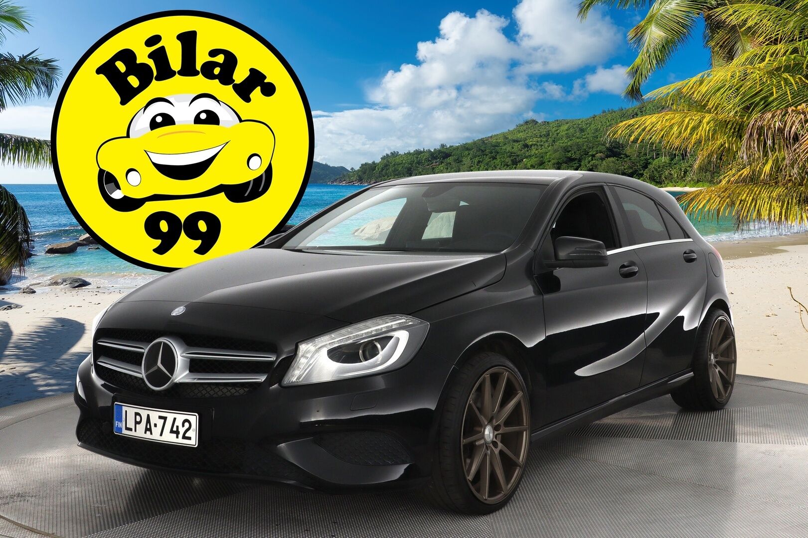 Mercedes-Benz A 2014 250 4Matic A Premium Business * KATSO MIHIN HINTAAN NELIVETO / Lohko / Vakkari / Peruutuskamera / Sportpenkit / 2 Renkaat*