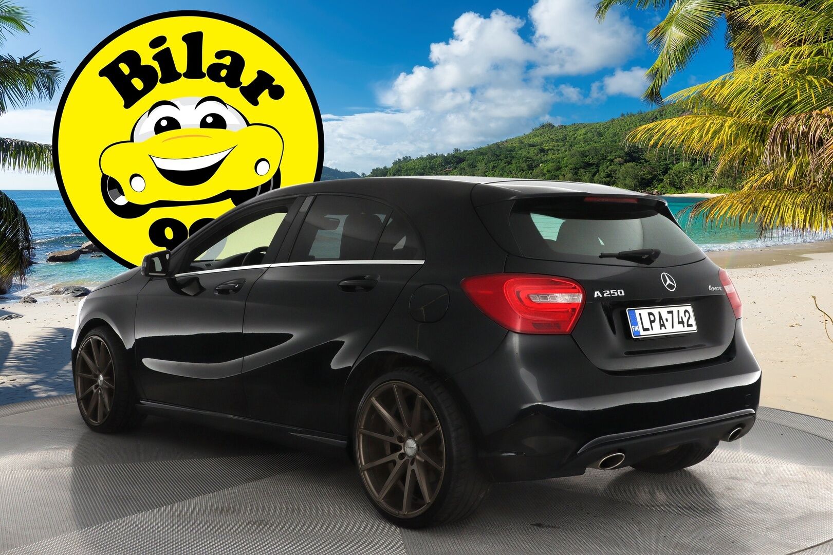 Mercedes-Benz A 2014 250 4Matic A Premium Business * KATSO MIHIN HINTAAN NELIVETO / Lohko / Vakkari / Peruutuskamera / Sportpenkit / 2 Renkaat*