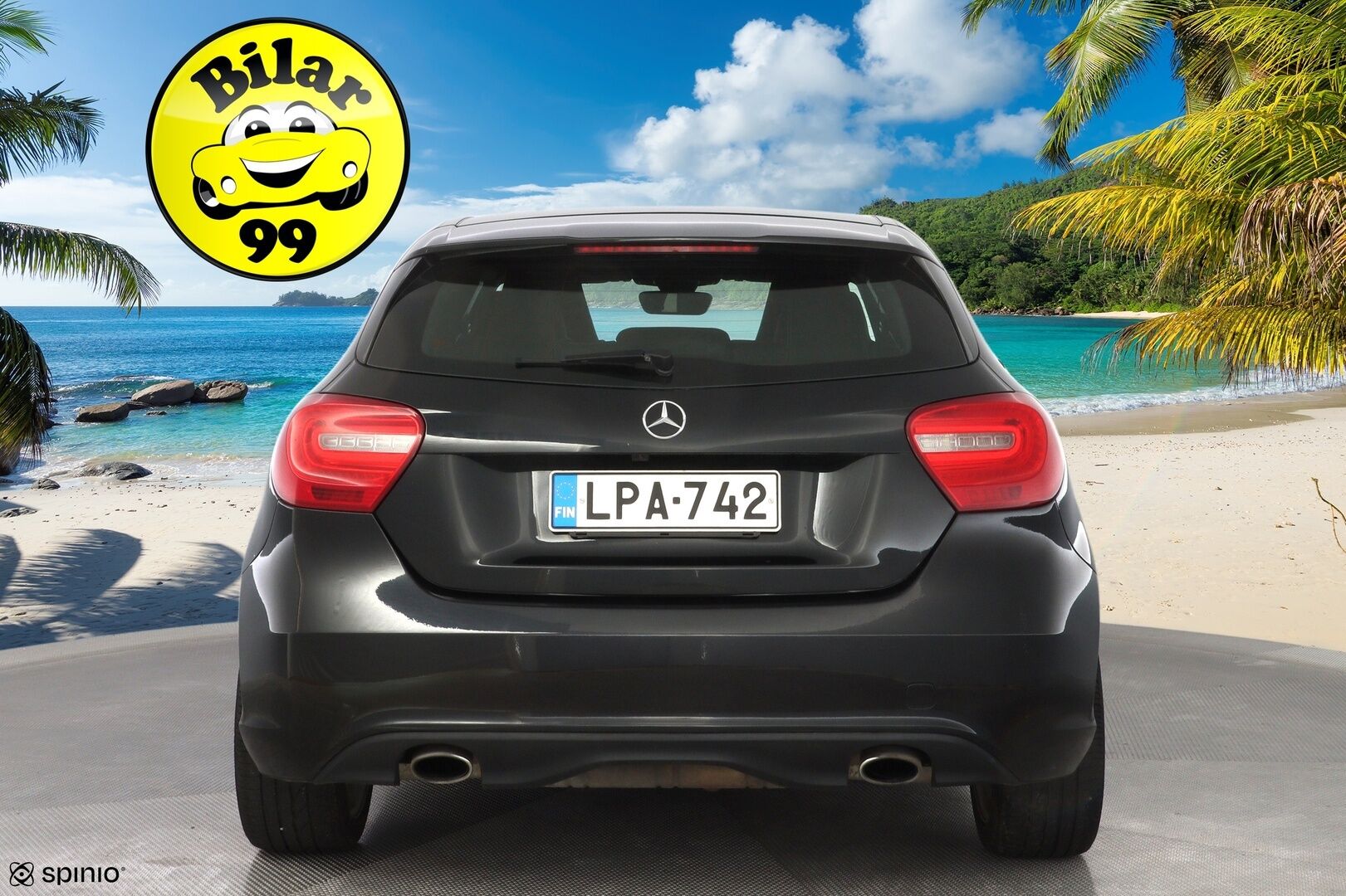 Mercedes-Benz A 2014 250 4Matic A Premium Business * KATSO MIHIN HINTAAN NELIVETO / Lohko / Vakkari / Peruutuskamera / Sportpenkit / 2 Renkaat* - Kahdet Alumiinivanteet / Siistikuntoinen / Perä uusittu juuri!