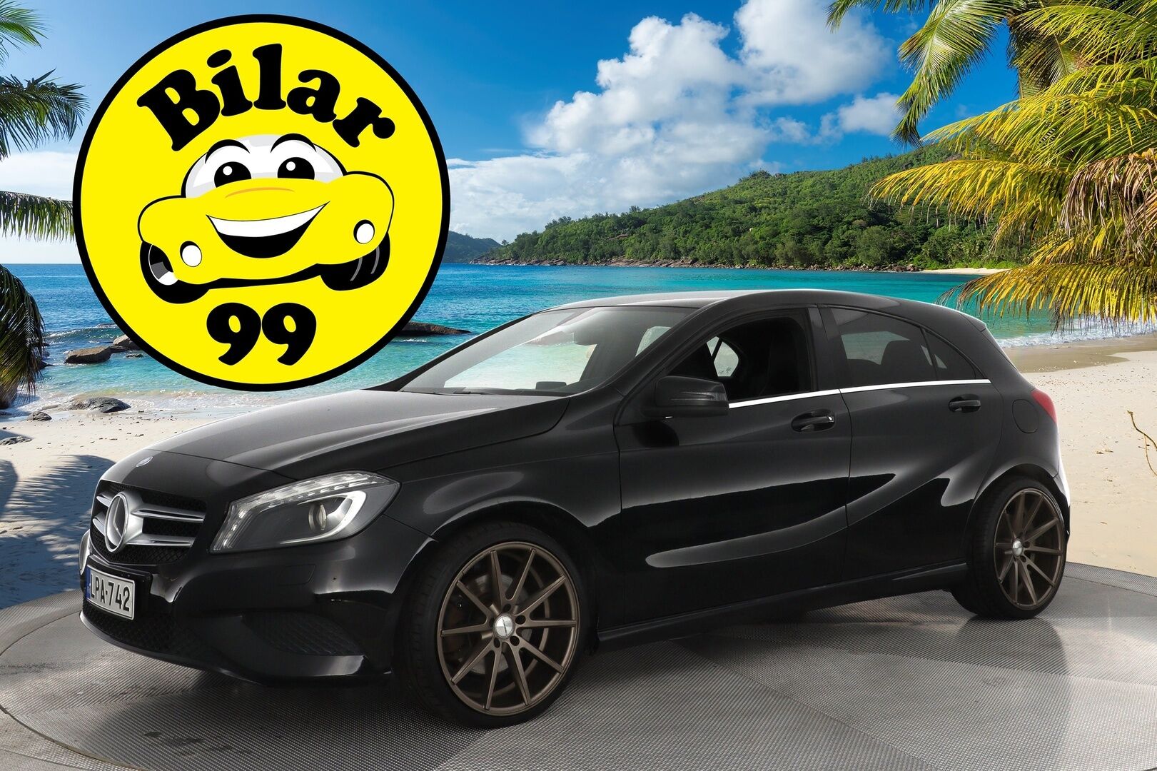 Mercedes-Benz A 2014 250 4Matic A Premium Business * KATSO MIHIN HINTAAN NELIVETO / Lohko / Vakkari / Peruutuskamera / Sportpenkit / 2 Renkaat*