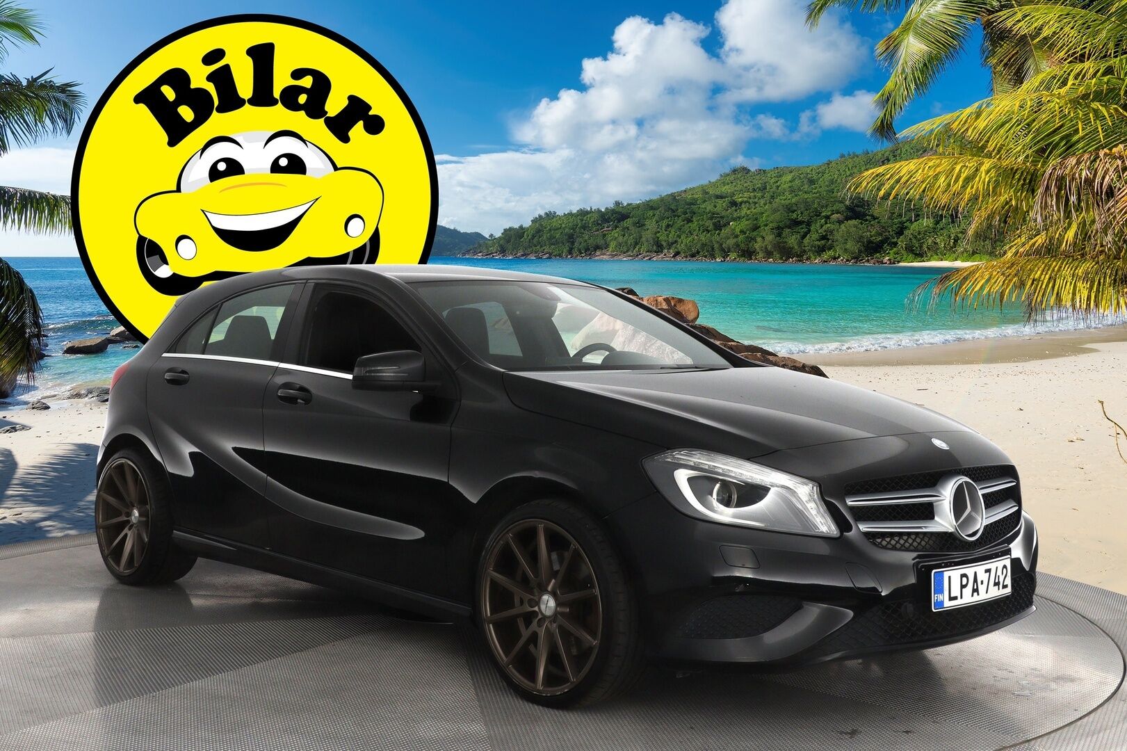 Mercedes-Benz A 2014 250 4Matic A Premium Business * KATSO MIHIN HINTAAN NELIVETO / Lohko / Vakkari / Peruutuskamera / Sportpenkit / 2 Renkaat*