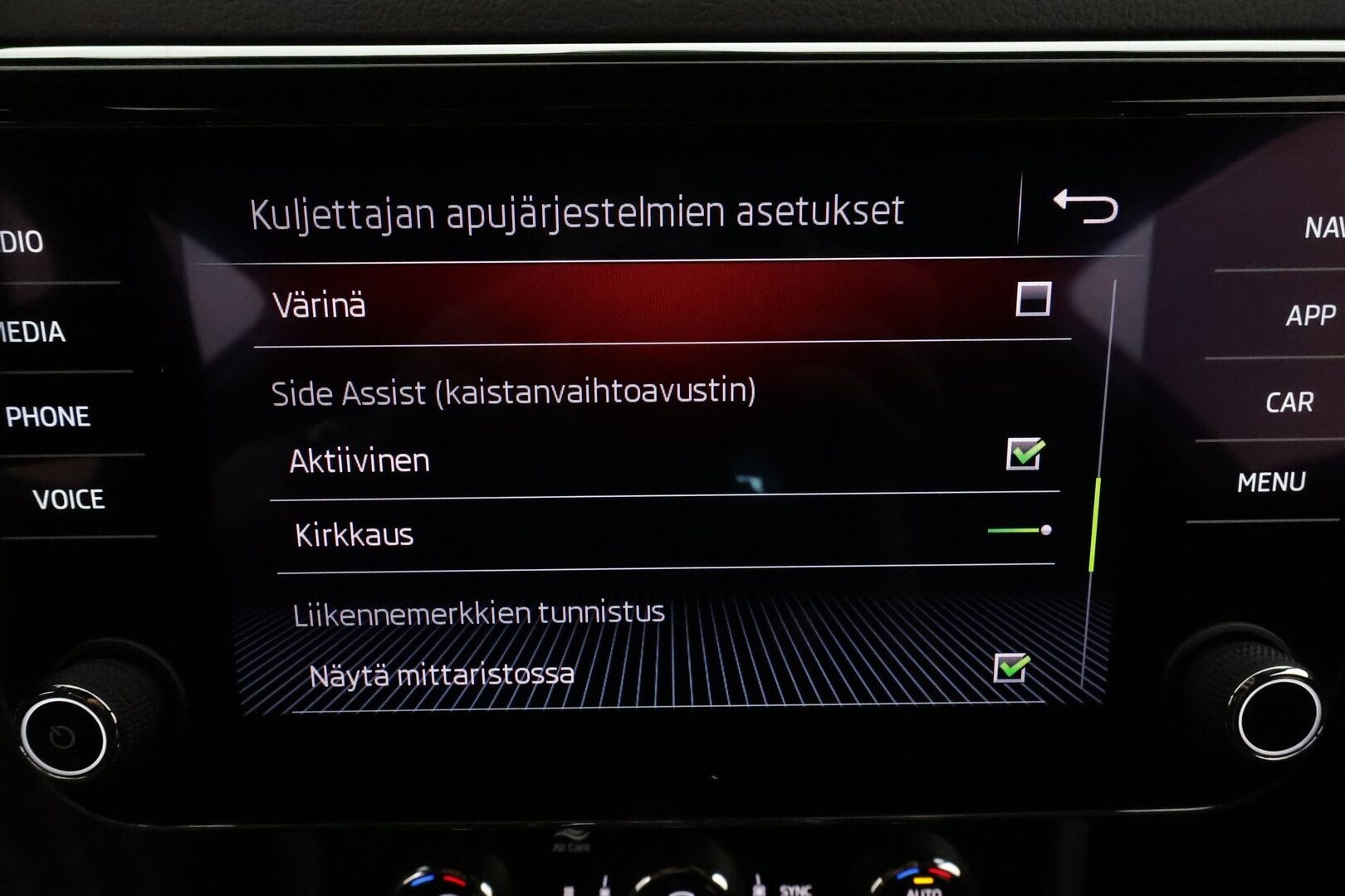 Skoda Superb 2020 1,5 TSI ACT SportLine Edition DSG **Webasto / Koukku / Adapt.Vakkari / Matrix-LED / P.Kamera / Muistipenkki / Canton** - Suomi-auto / Kahdet Renkaat