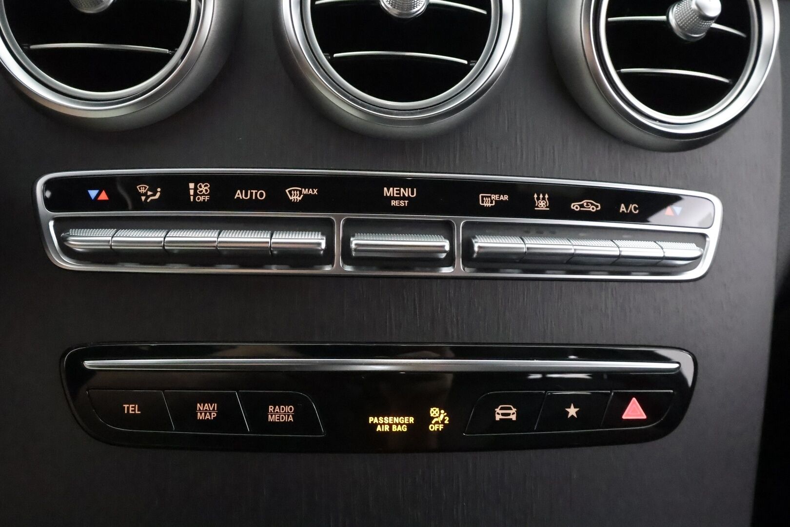 Mercedes-Benz GLC 2020 300 e 4MATIC A Business AMG EQ Power - | Burmester | Sporttipenkit | P.kamera | Puolinahat | Apple & Android | LED | Sähk. takaluukku | Navi | Tutkat | 2x renkaat aluin | 