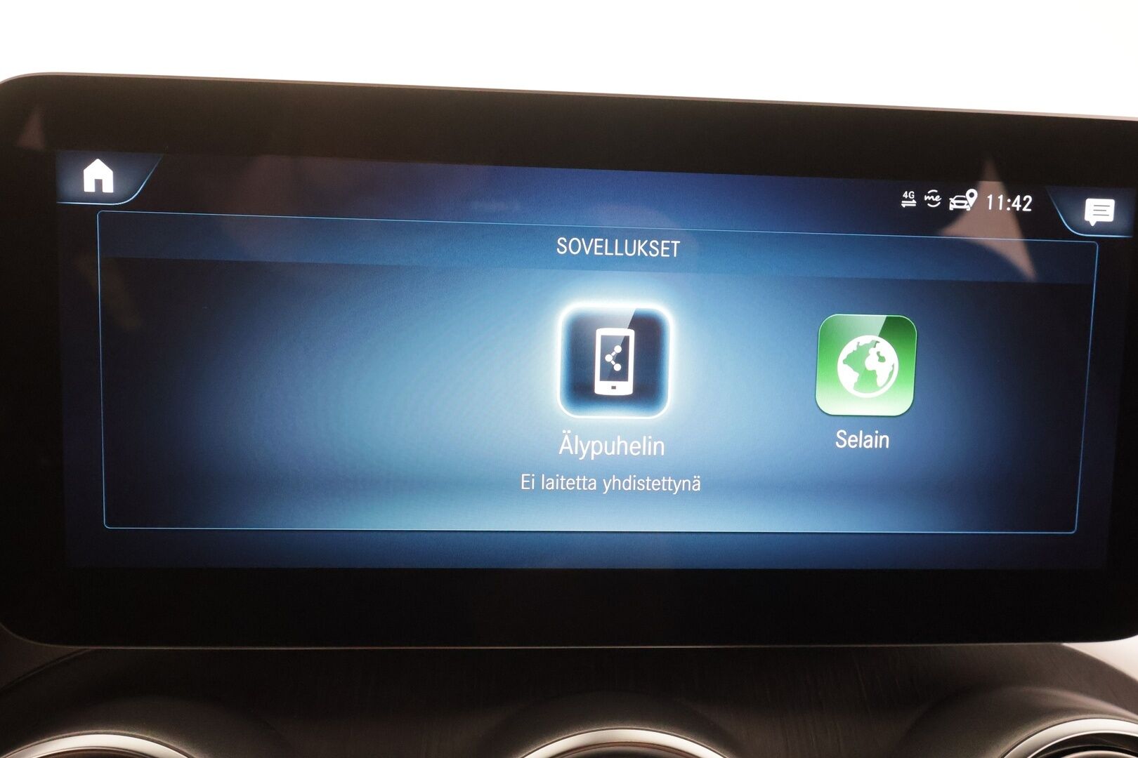 Mercedes-Benz GLC 2020 300 e 4MATIC A Business AMG EQ Power - | Burmester | Sporttipenkit | P.kamera | Puolinahat | Apple & Android | LED | Sähk. takaluukku | Navi | Tutkat | 2x renkaat aluin | 