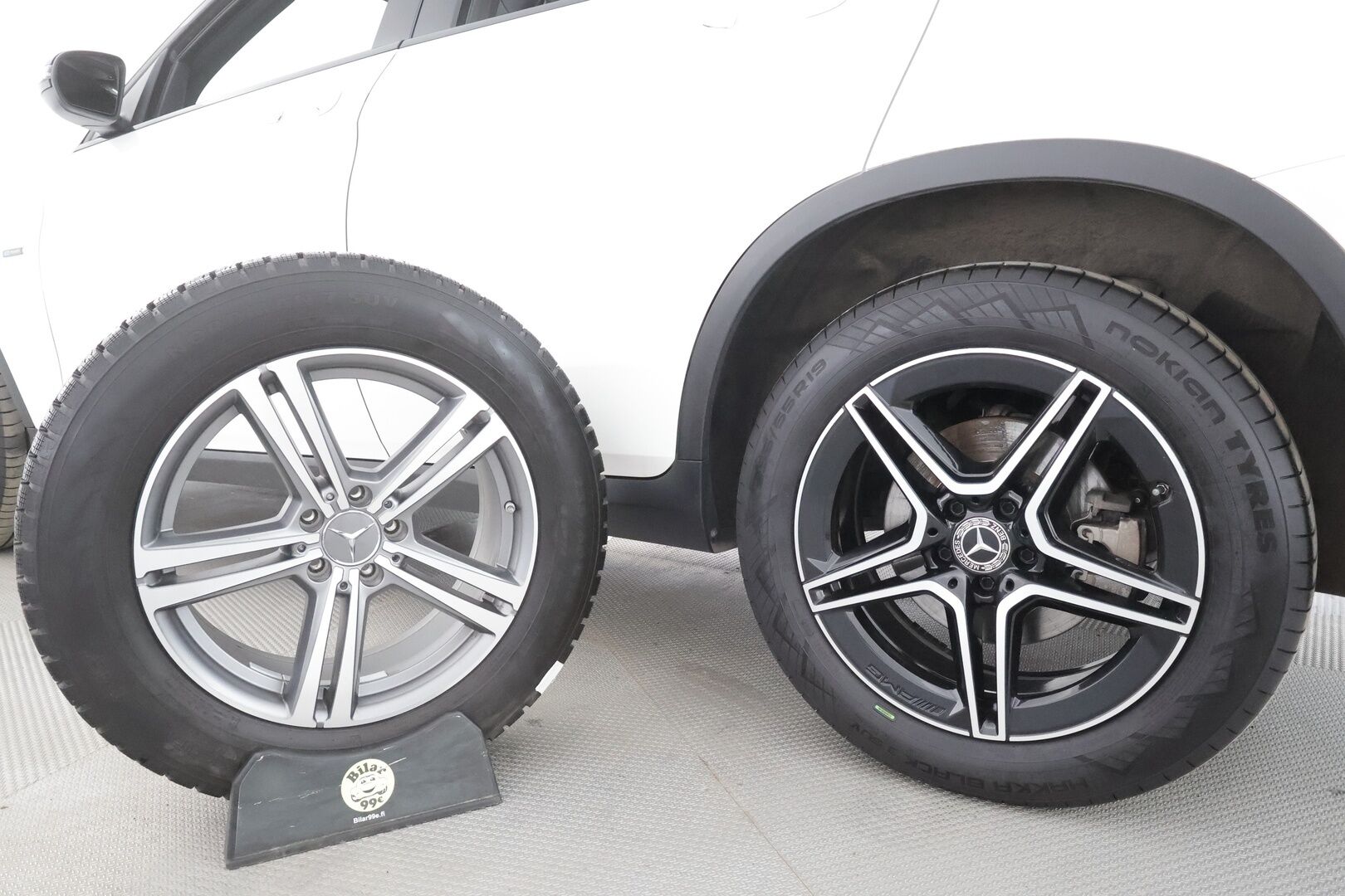 Mercedes-Benz GLC 2020 300 e 4MATIC A Business AMG EQ Power - | Burmester | Sporttipenkit | P.kamera | Puolinahat | Apple & Android | LED | Sähk. takaluukku | Navi | Tutkat | 2x renkaat aluin | 