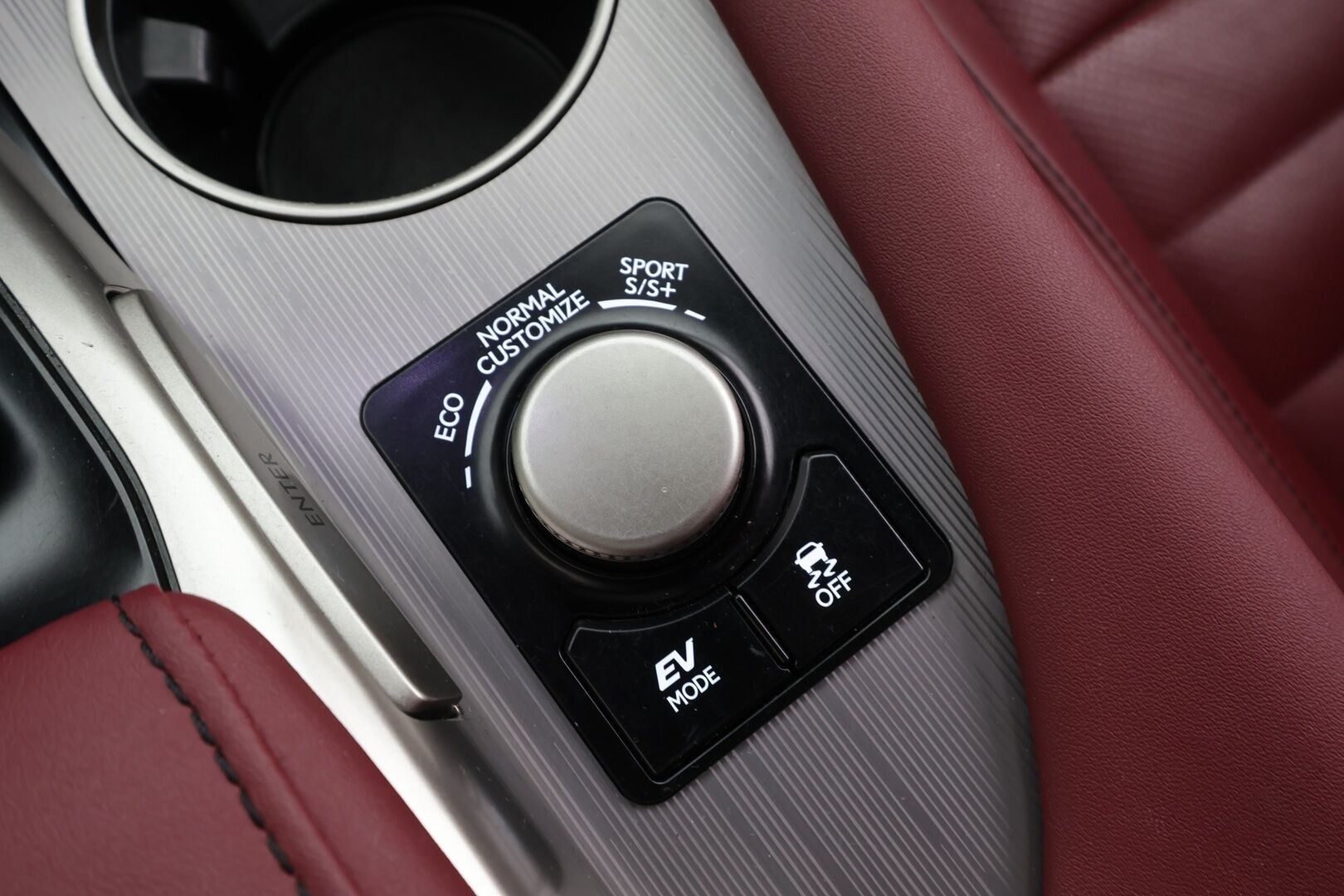 Lexus RX 2017 450h Hybrid 4WD A F Sport * Mark&Levinson / Panorama / HUD / ACC / LED / 360° / Ilmastoitu Muistipenkki / Navi * - HULLUT JOULUT KORKOTARJOUS 2,49% 