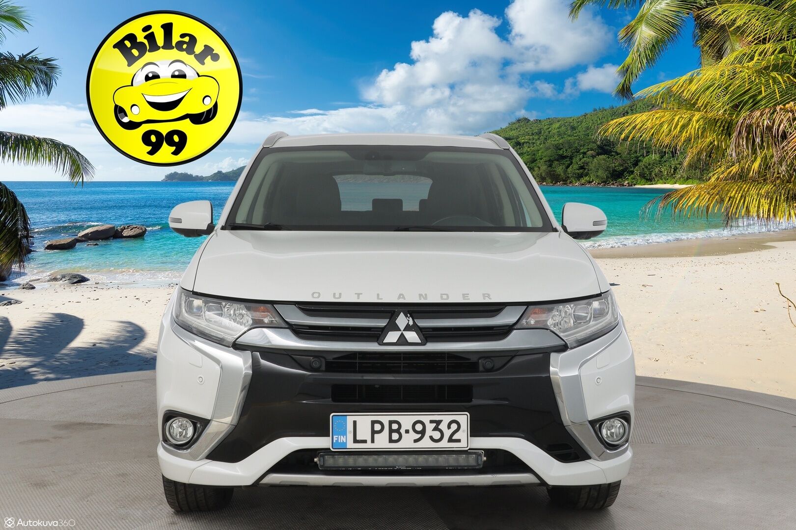 Mitsubishi OUTLANDER PHEV 2017 Instyle Navi 4WD // Ruskeat nahat / 360 kamera / Koukku / Sähkökontti //