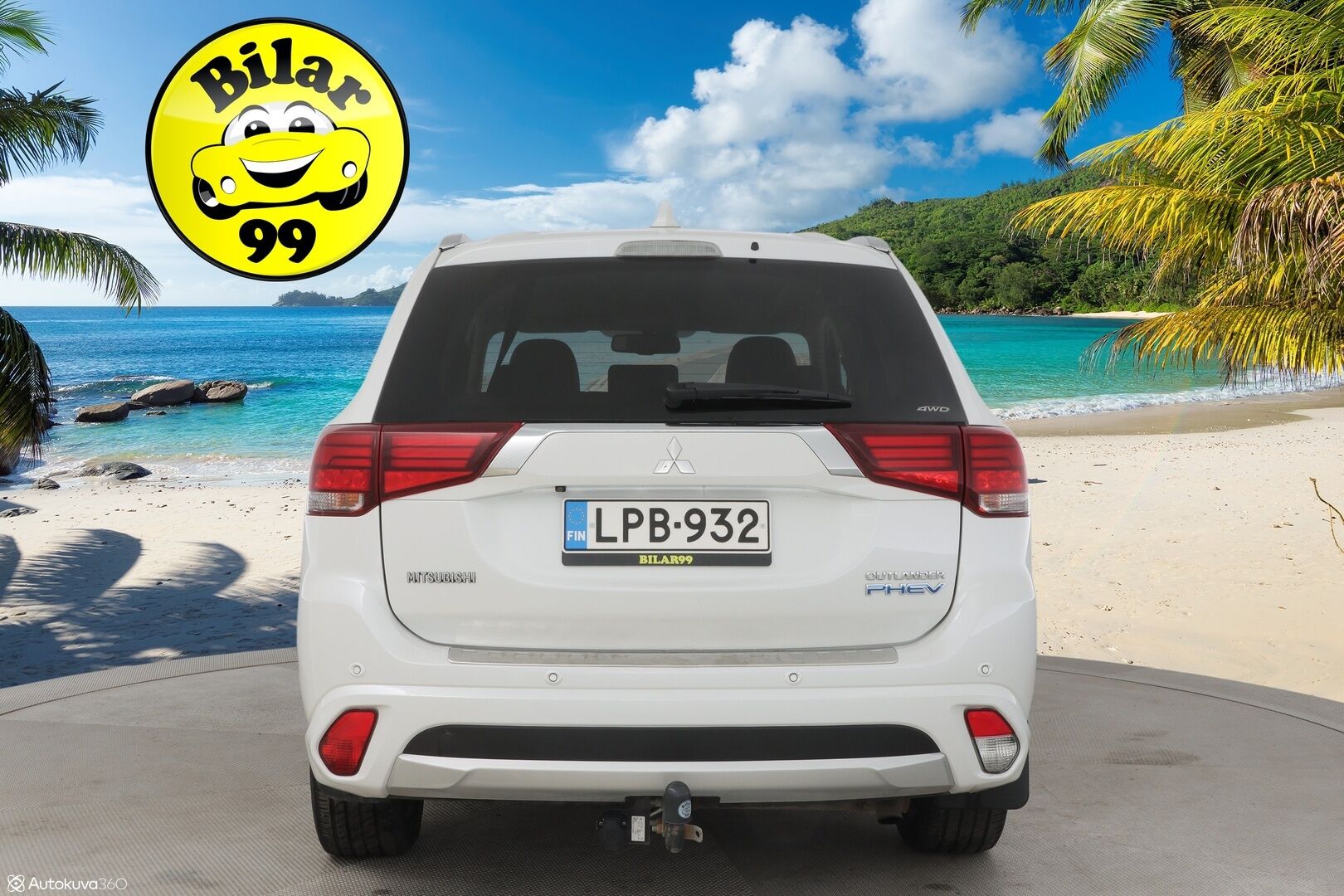 Mitsubishi OUTLANDER PHEV 2017 Instyle Navi 4WD // Ruskeat nahat / 360 kamera / Koukku / Sähkökontti //