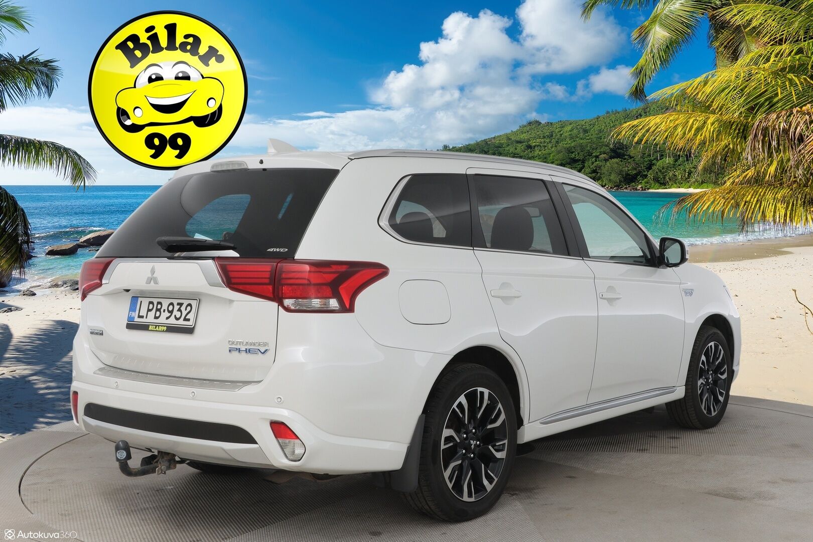 Mitsubishi OUTLANDER PHEV 2017 Instyle Navi 4WD // Ruskeat nahat / 360 kamera / Koukku / Sähkökontti //