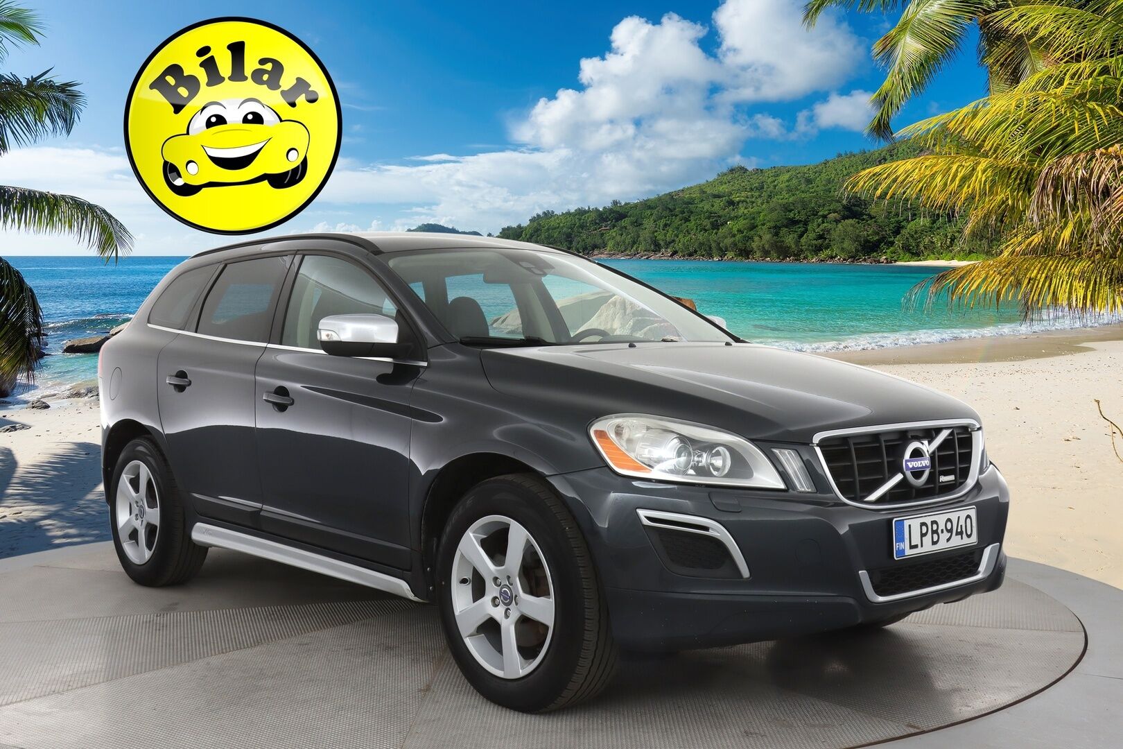 Volvo XC60 2011 D5 AWD R-Design aut - | Webasto | Koukku | Nahkasisusta | Bluetooth | Xenon | 2X Renkaat & Vanteet |