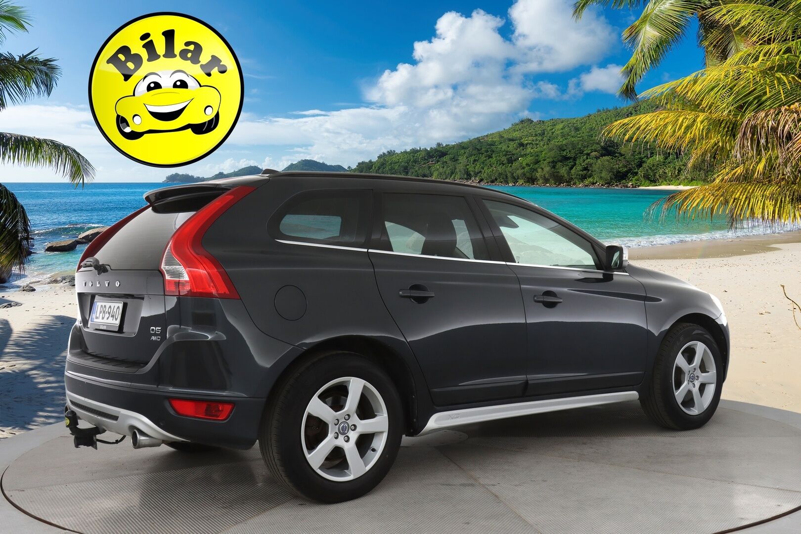 Volvo XC60 2011 D5 AWD R-Design aut - | Webasto | Koukku | Nahkasisusta | Bluetooth | Xenon | 2X Renkaat & Vanteet |