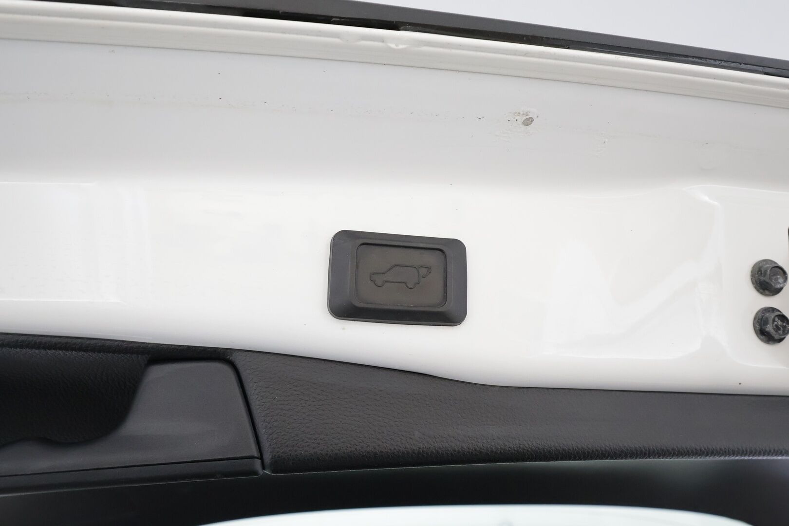 Toyota RAV4 2020 2,5 Hybrid AWD-i Business - Webasto | ACC | Peruutuskamera | Kaistavahti | Navi | Keyless | Suomi-auto | Kahdet renkaat aluvanteilla | Viimeisin huolto 135tkm | Katsastettu 5/2026