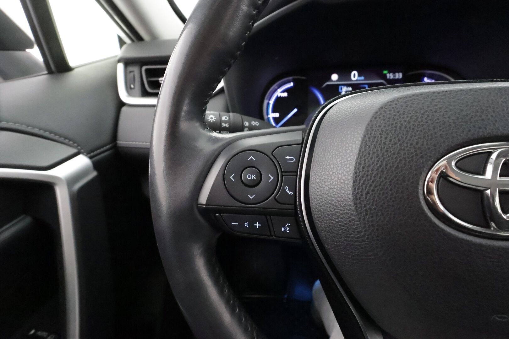Toyota RAV4 2020 2,5 Hybrid AWD-i Business - Webasto | ACC | Peruutuskamera | Kaistavahti | Navi | Keyless | Suomi-auto | Kahdet renkaat aluvanteilla | Viimeisin huolto 135tkm | Katsastettu 5/2026