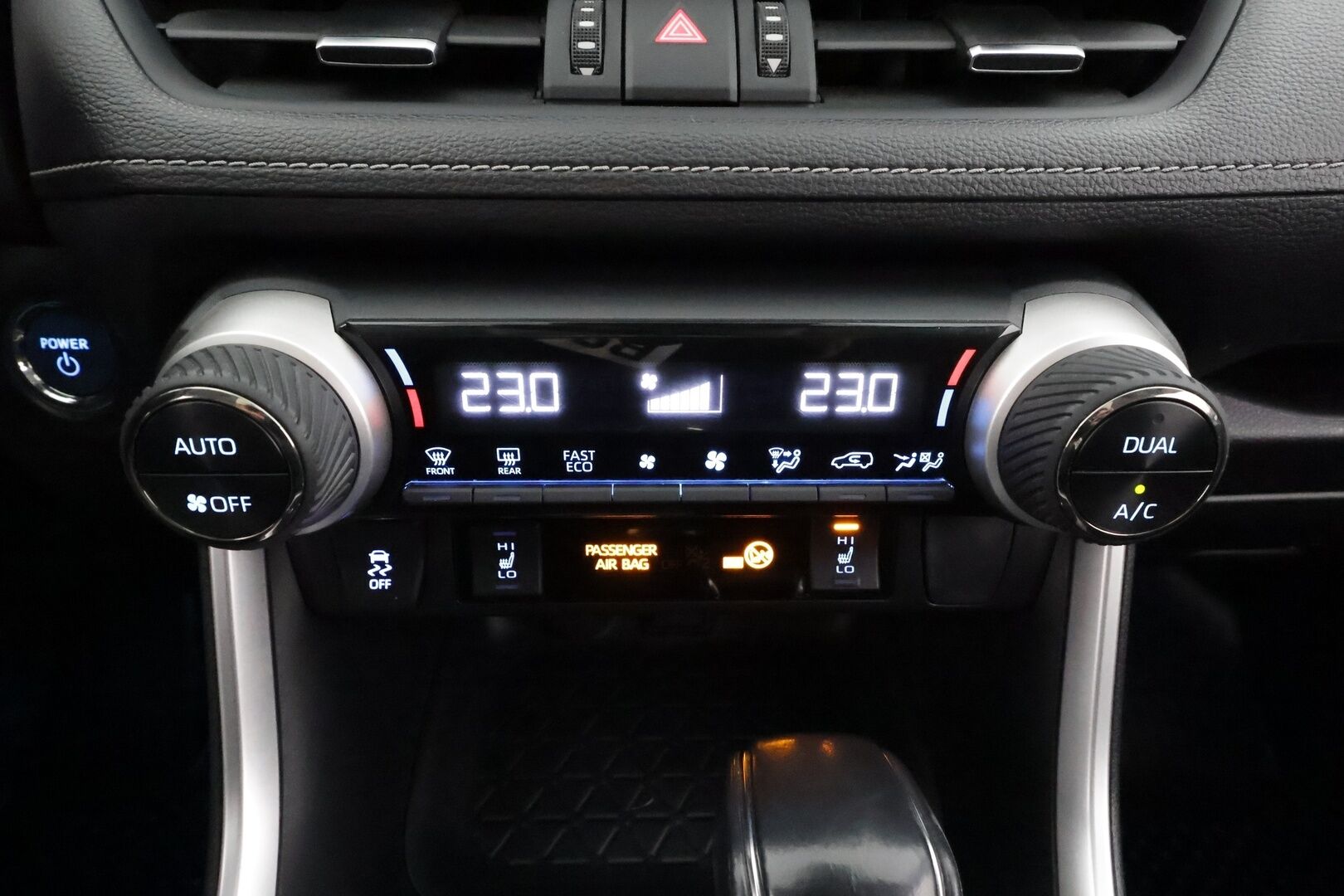 Toyota RAV4 2020 2,5 Hybrid AWD-i Business - Webasto | ACC | Peruutuskamera | Kaistavahti | Navi | Keyless | Suomi-auto | Kahdet renkaat aluvanteilla | Viimeisin huolto 135tkm | Katsastettu 5/2026