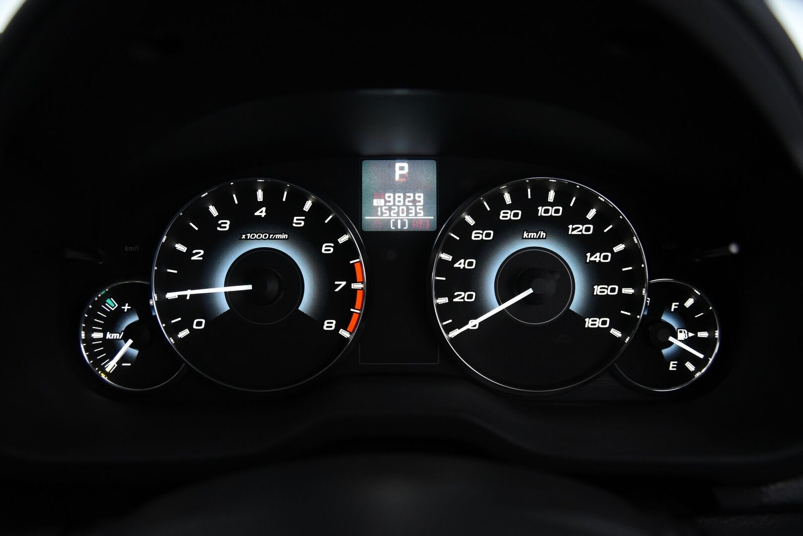 Subaru Legacy 2009 2.5 - Harvinainen 2.5L Boost! / P. Kamera / Sähköpenkit / 2x renkaat vanteineen / Hihna vaihdettu! 
