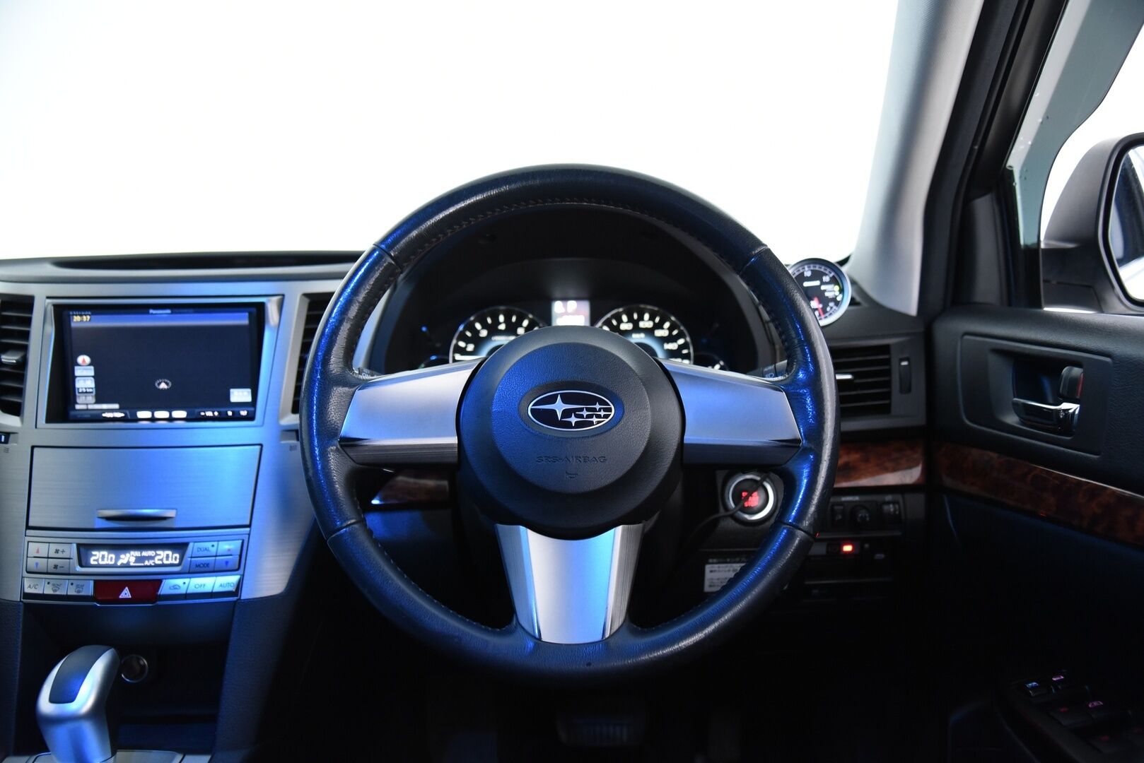Subaru Legacy 2009 2.5 - Harvinainen 2.5L Boost! / P. Kamera / Sähköpenkit / 2x renkaat vanteineen / Hihna vaihdettu! 