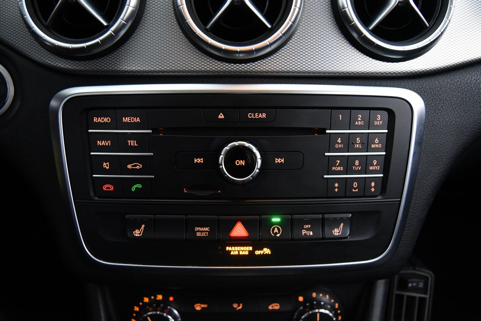 MERCEDES-BENZ CLA 2016 220 CDI A Shooting Brake / ACC / BLIS / Sporttinahat / Ambiente / B- huollettu 12/25! -  2x Renkaat aluvantein / Jarrut rempattu 12/25