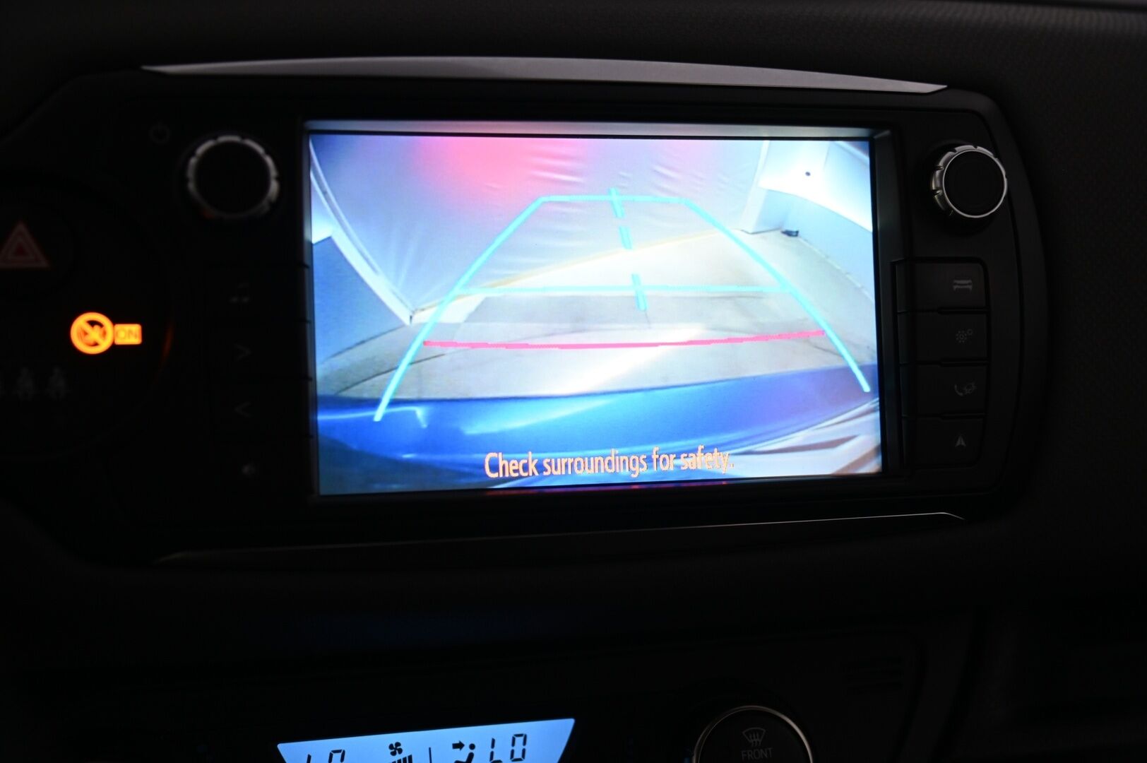 Toyota Yaris 2015 1,5 Hybrid Active 5ov *P-kamera / Vakkari / BT* - * 2x renkaat / Vasta tullut*