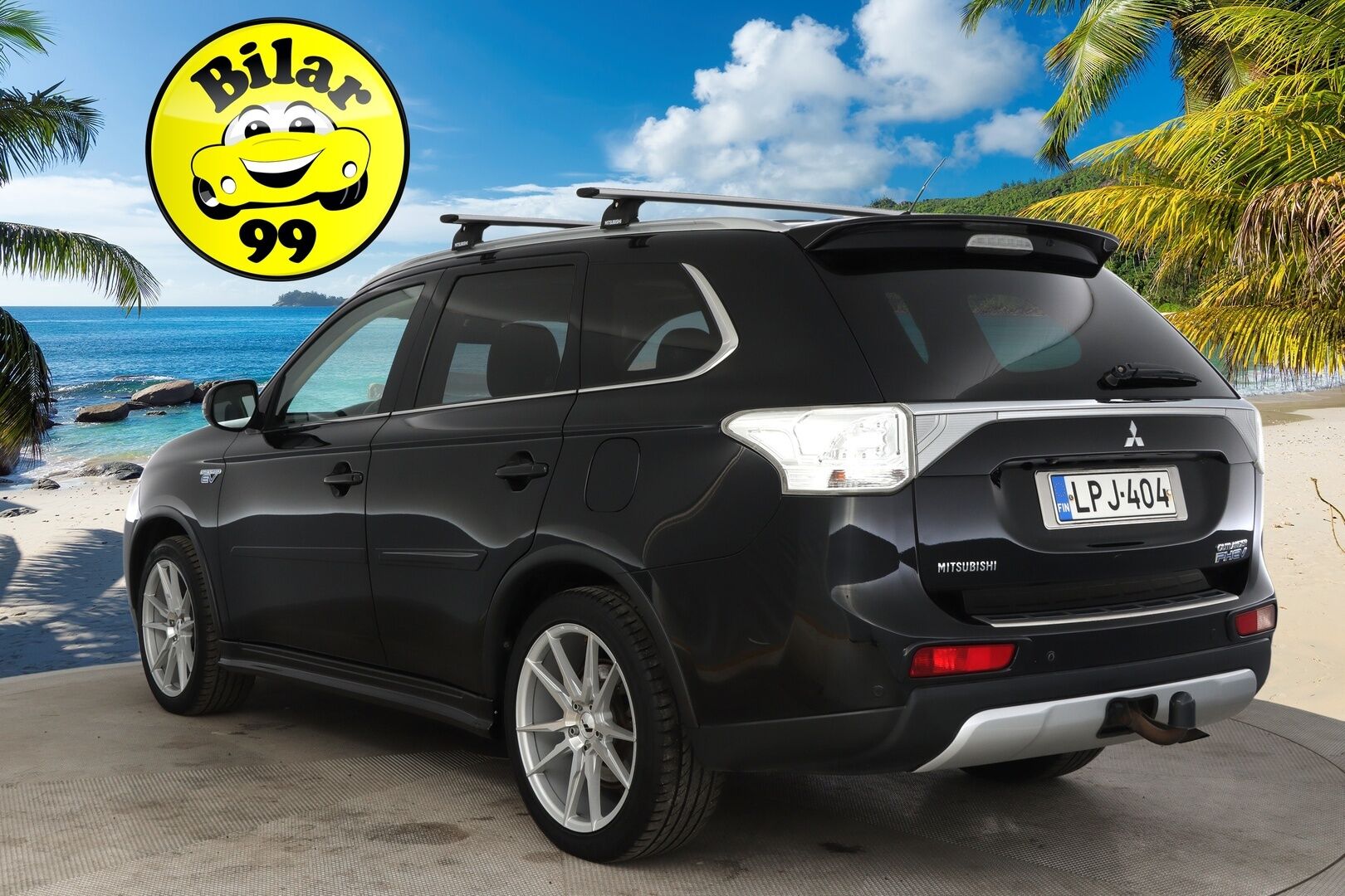 MITSUBISHI Outlander PHEV 2015 Instyle Navi 4WD - *Rockford / Navi / P.kamera / Kattoluukku / Koukku*