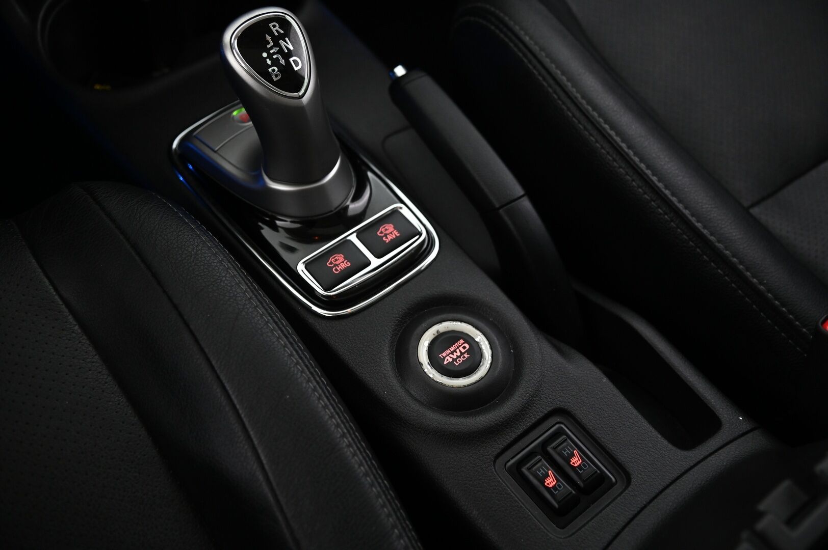 MITSUBISHI Outlander PHEV 2015 Instyle Navi 4WD - *Rockford / Navi / P.kamera / Kattoluukku / Koukku*