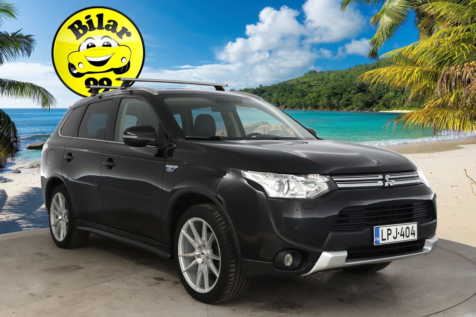 MITSUBISHI Outlander PHEV 2015 Instyle Navi 4WD - *Rockford / Navi / P.kamera / Kattoluukku / Koukku*