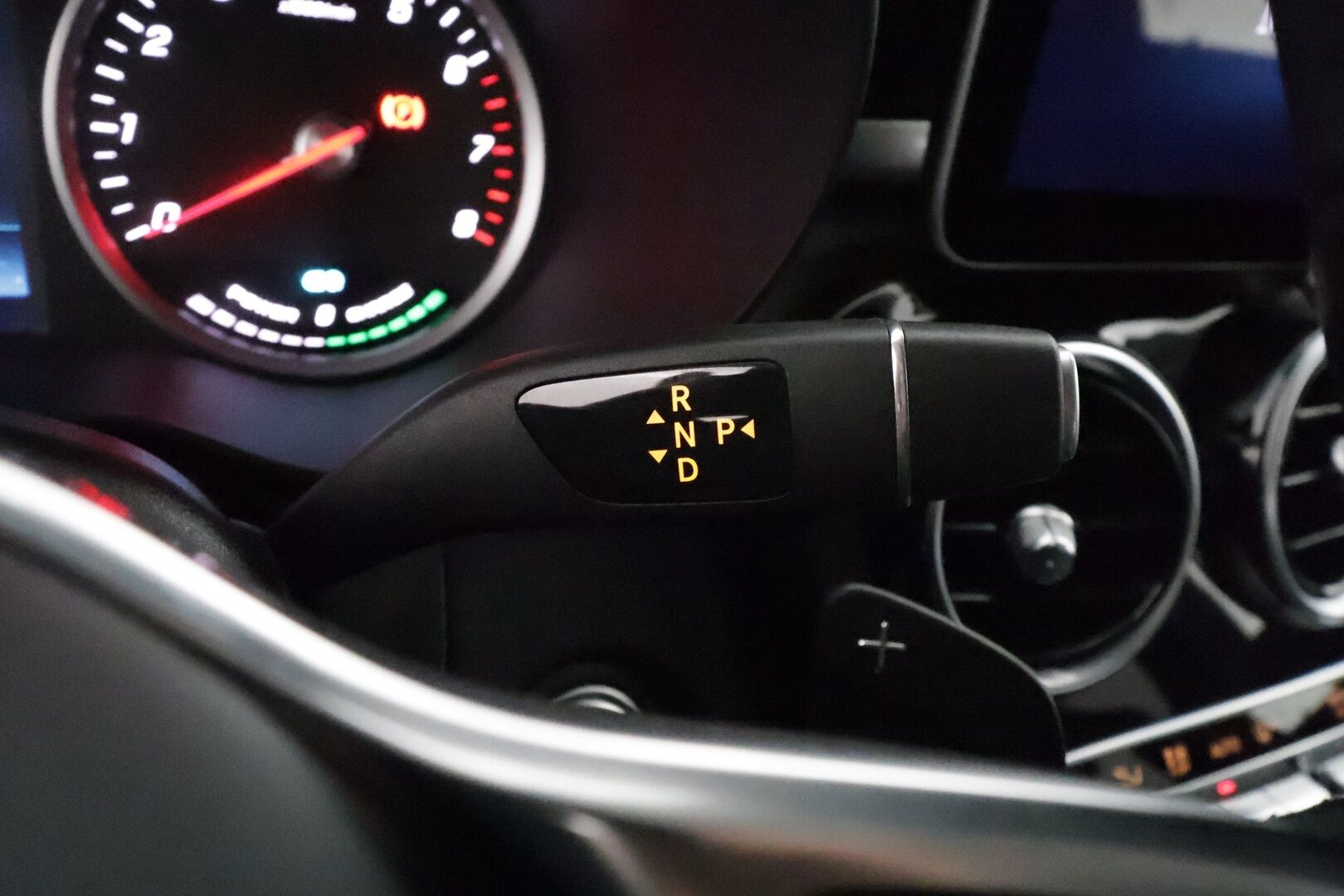 Mercedes-Benz GLC 2021 300 e 4MATIC A  EQ Power **1.om Suomi-auto / P. Kamera / Multibeam-LED / Sporttipenkit / Navi / Vakkari / 2x Renkaat** - 3,99 % KORKOTARJOUS TÄHÄN AUTOON - 