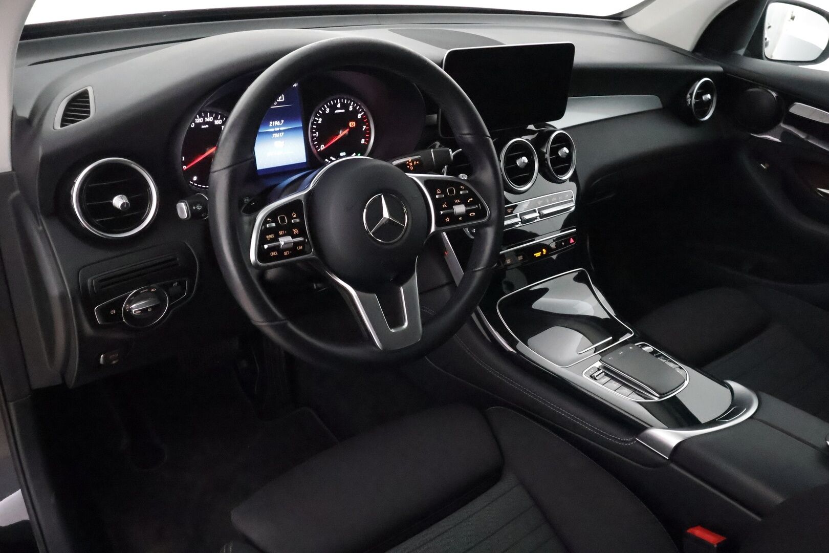 Mercedes-Benz GLC 2021 300 e 4MATIC A  EQ Power **1.om Suomi-auto / P. Kamera / Multibeam-LED / Sporttipenkit / Navi / Vakkari / 2x Renkaat** - 3,99 % KORKOTARJOUS TÄHÄN AUTOON - 