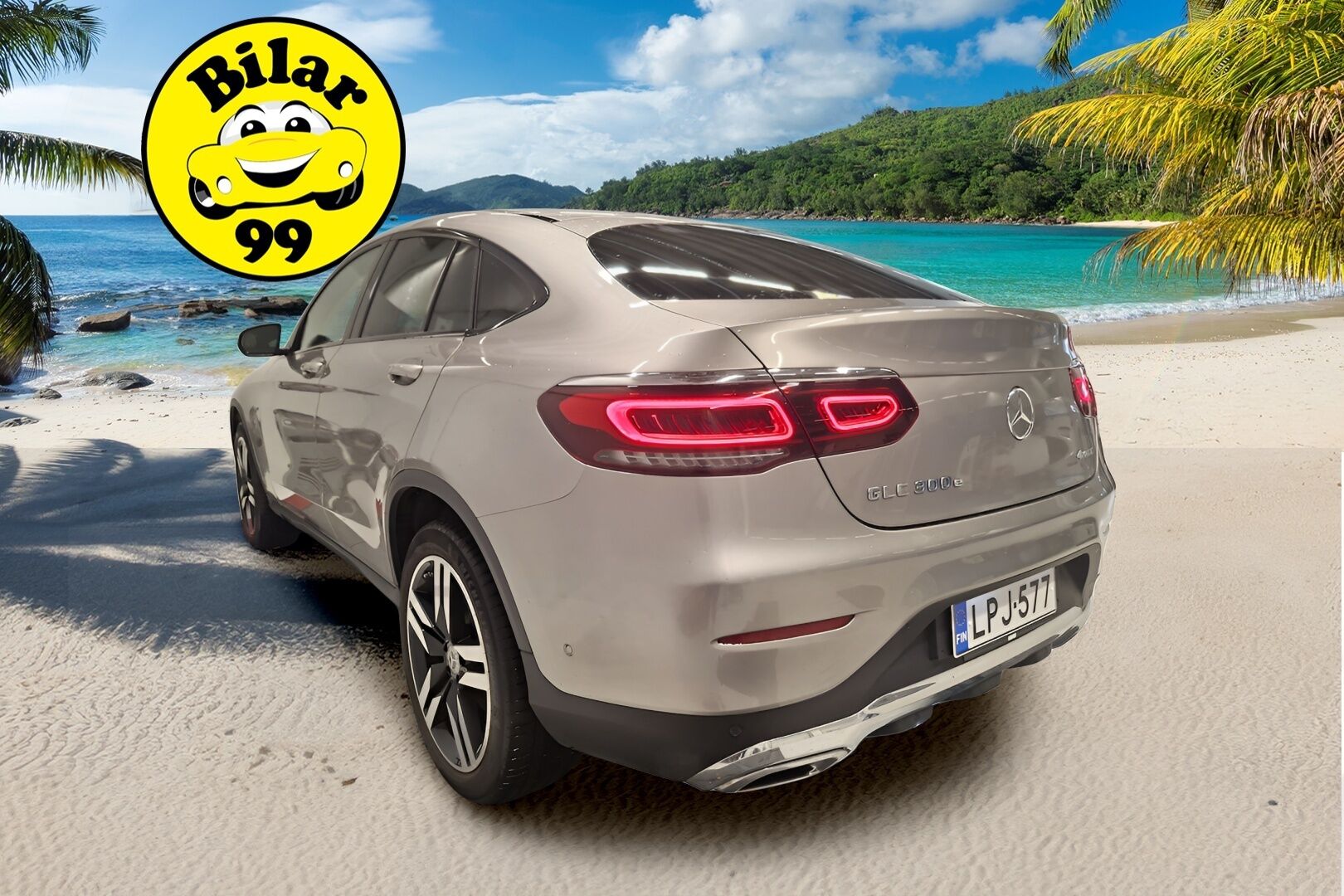 Mercedes-Benz GLC 2021 300 e 4Matic Coupe * Distronic+ / LED-High Performance / P.kamera / Sporttinahat / Navi / Kaistavahti / Katveavustin * - 1-om Suomi-auto / 2x Latauskaapelit / Kahdet renkaat