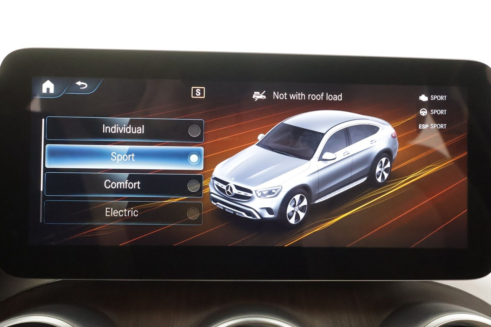 Mercedes-Benz GLC 2021 300 e 4Matic Coupe - | Distronic | P.Kamera | Sporttipenkit | LED-High Performance | Kaistavahti | Navi | Katveavustin | Suomi-auto | 2x Latauskaapelit | Kahdet renkaat |
