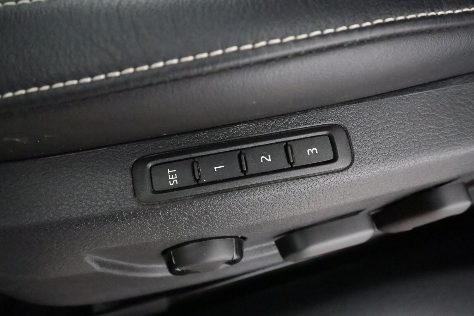 Skoda Superb 2021 Combi 1,5 TSI ACT Style DSG *ACC / Matrix LED / Webasto / Canton / P.Kamera / Keyless * - Suomi-auto / Kahdet renkaat