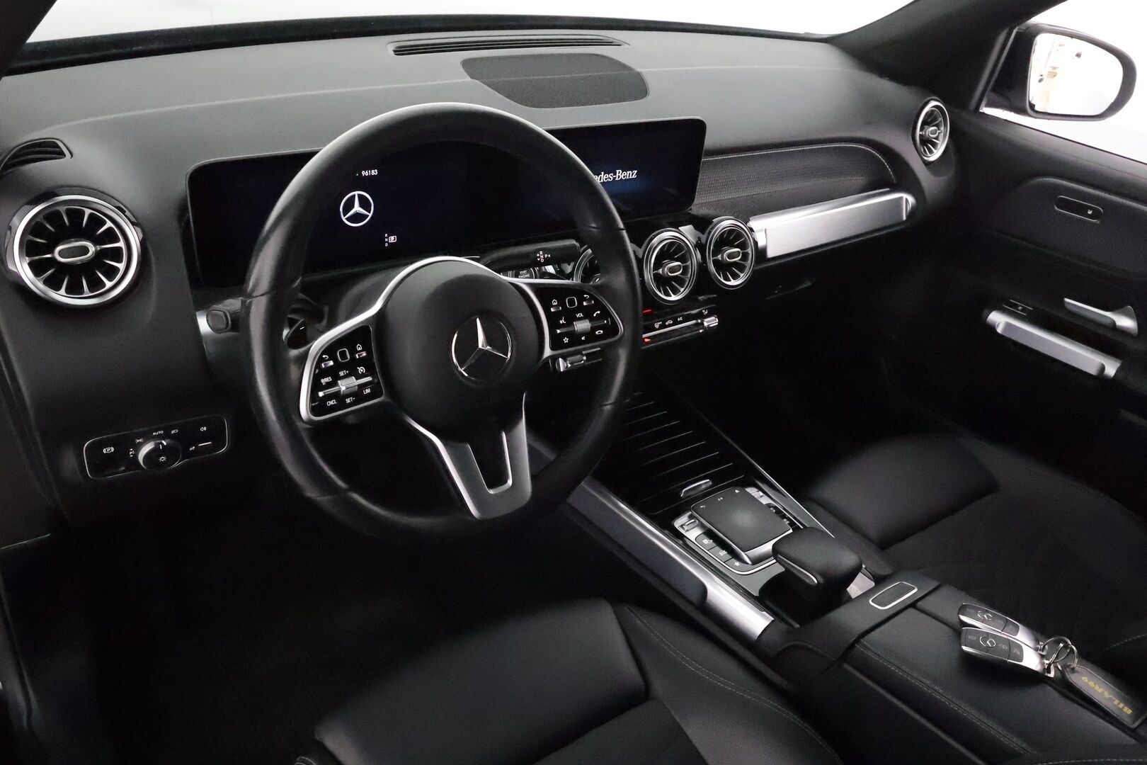 Mercedes-Benz GLB 2020 GLB 200d 4MATIC A Business 7-paik. *Widescreen / Koukku / Sporttipenkit / P.kamera / Apple&Android / Navi*