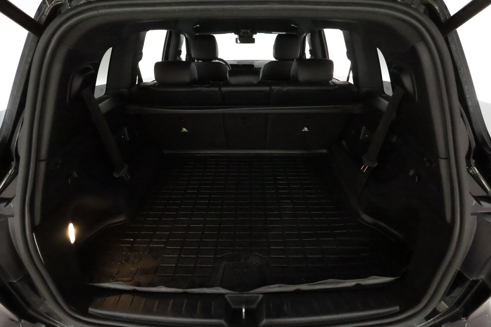 Mercedes-Benz GLB 2020 GLB 200d 4MATIC A Business 7-paik. *Widescreen / Koukku / Sporttipenkit / P.kamera / Apple&Android / Navi*