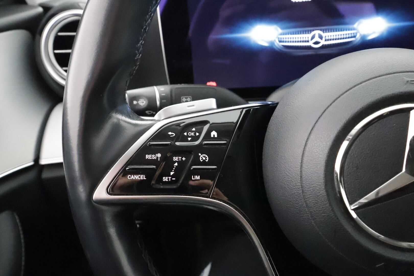 Mercedes-Benz E 2021 220 d A Business Avantgarde * LED / P.kamera / Widescreen / Navi / Katveavustin / Sportpenkit * - Suomi-auto / Kahdet renkaat aluvanteilla - HULLUT AVAJAISHULINAT KORKOTARJOUS 3,29 %