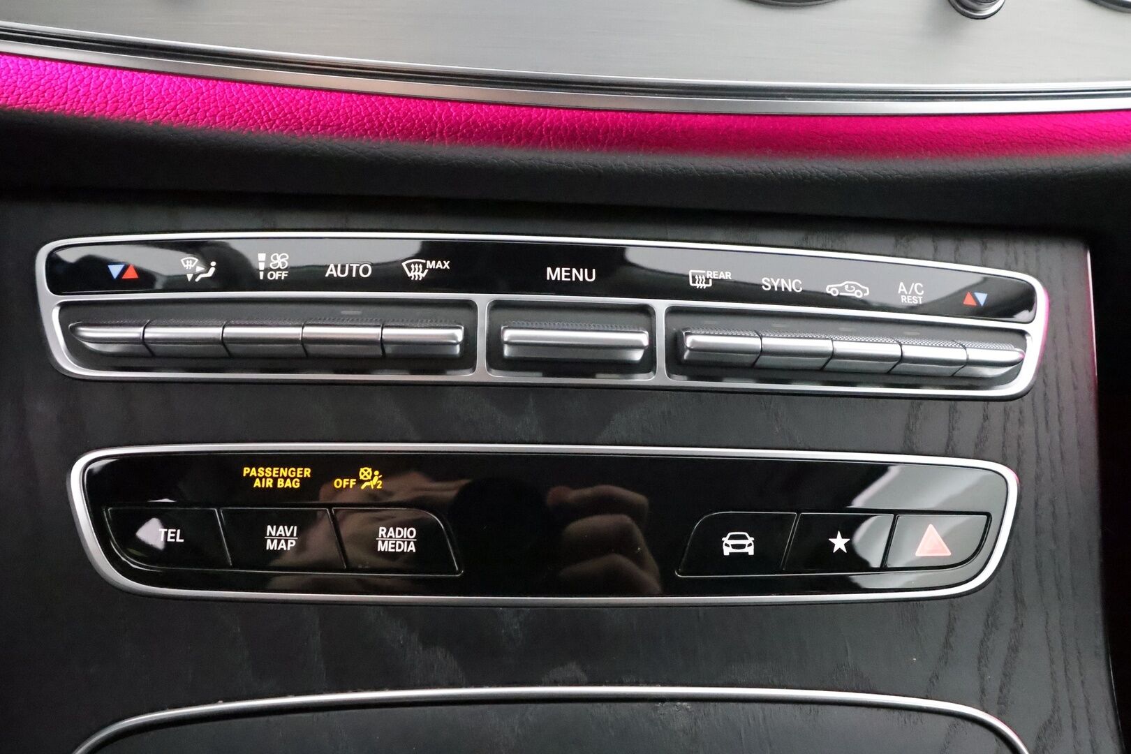 Mercedes-Benz E 2021 220 d A Business Avantgarde * LED / P.kamera / Widescreen / Navi / Katveavustin / Sportpenkit * - Suomi-auto / Kahdet renkaat aluvanteilla - HULLUT AVAJAISHULINAT KORKOTARJOUS 3,29 %