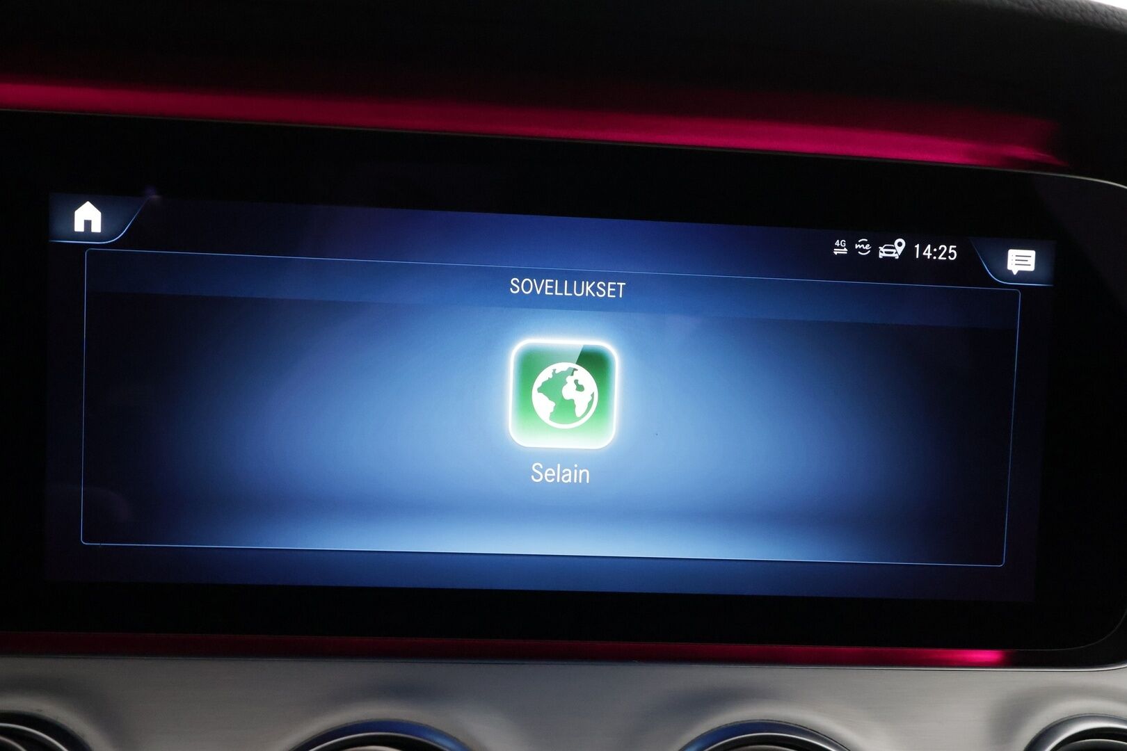 Mercedes-Benz E 2021 220 d A Business Avantgarde * LED / P.kamera / Widescreen / Navi / Katveavustin / Sportpenkit * - Suomi-auto / Kahdet renkaat aluvanteilla - HULLUT AVAJAISHULINAT KORKOTARJOUS 3,29 %