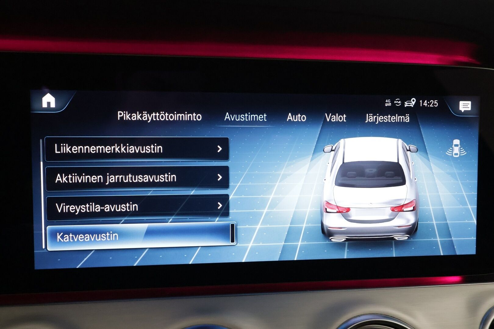 Mercedes-Benz E 2021 220 d A Business Avantgarde * LED / P.kamera / Widescreen / Navi / Katveavustin / Sportpenkit * - Suomi-auto / Kahdet renkaat aluvanteilla - HULLUT AVAJAISHULINAT KORKOTARJOUS 3,29 %