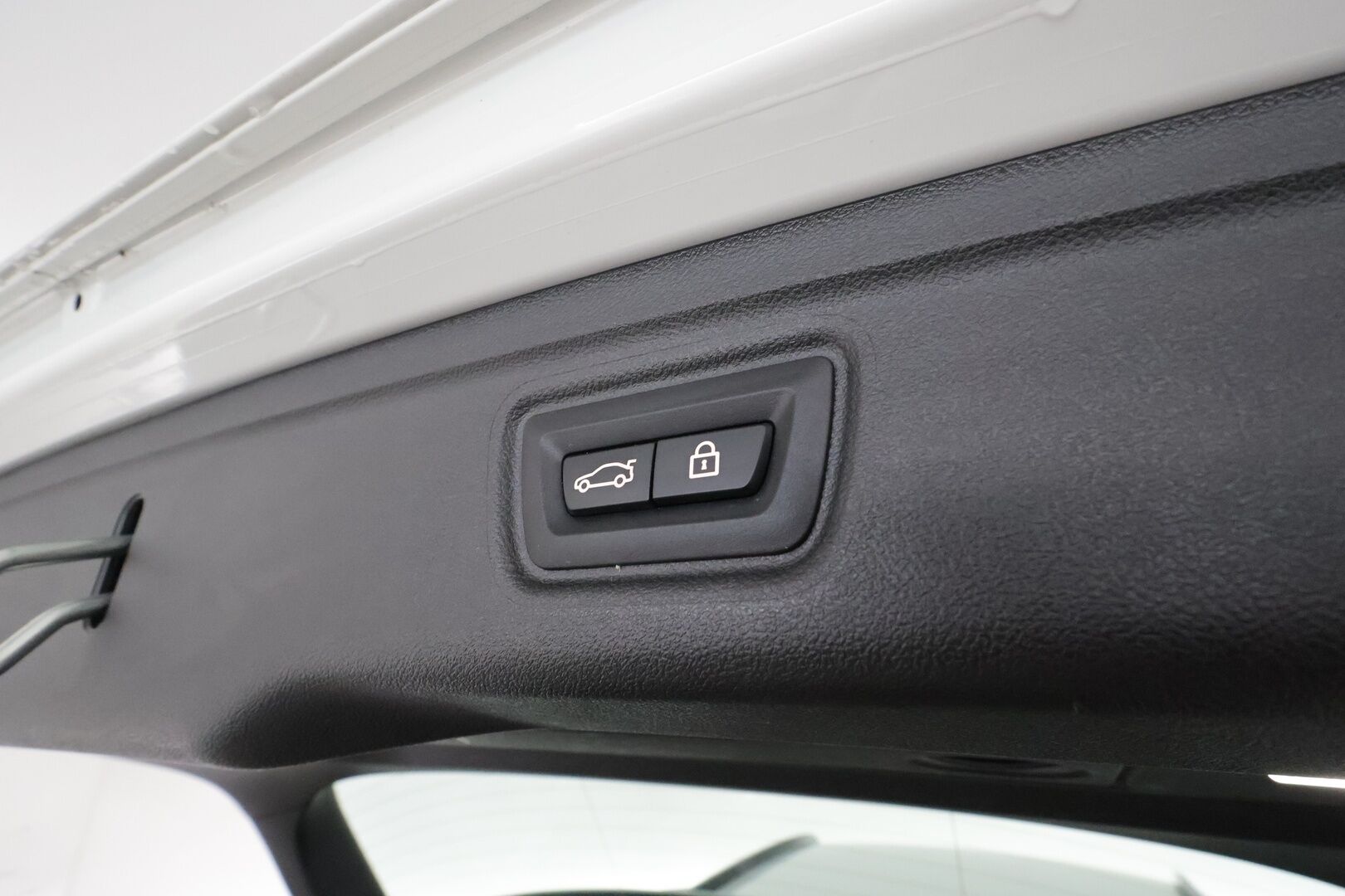 BMW 330 2021 G21 Touring 330e xDrive A Charged Edition M Sport **Adapt.vakkari / Hifit / Muistipenkki / Nahka-Alcantara / LED** - SoH 91.9% / Merkkihuollettu / Erinomainen maalipinta / Kahdet alumiinivanteet * - HULLU BLACKWEEK KORKOTARJOUS 2,49%