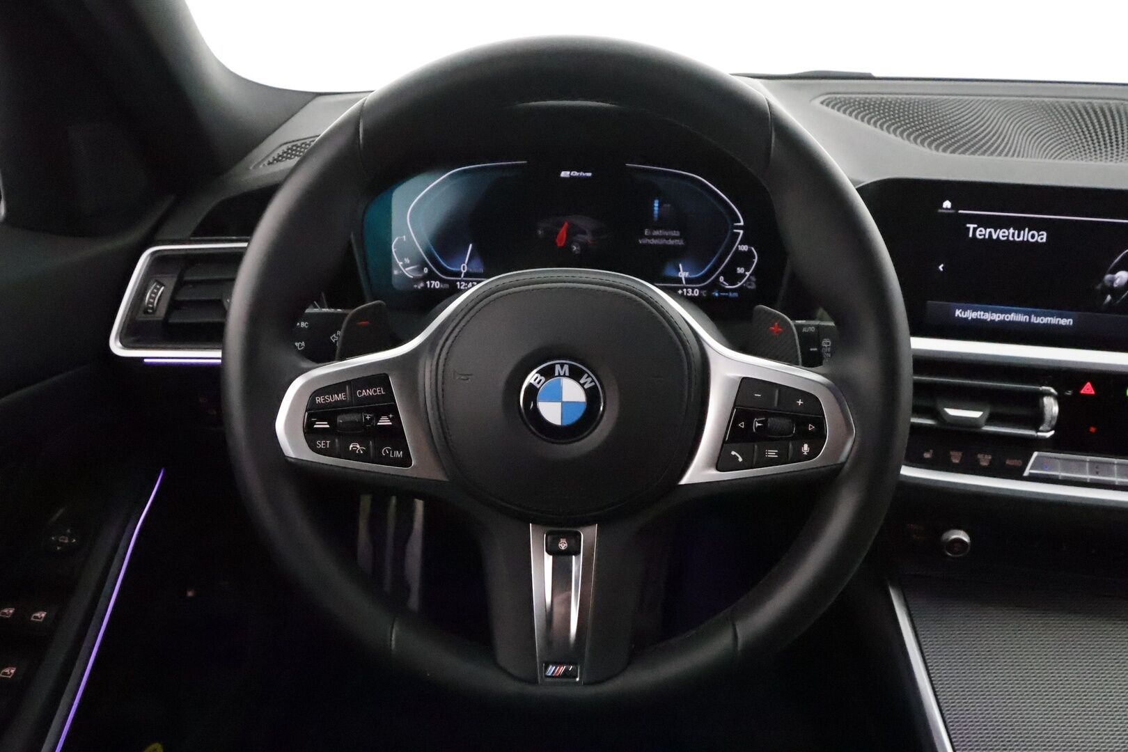 BMW 330 2021 G21 Touring 330e xDrive A Charged Edition M Sport **ACC / Hifit / Muistipenkki / Nahka-Alcantara / LED** - SoH 91.9% / Merkkihuollettu / Erinomainen maalipinta / Kahdet alumiinivanteet *