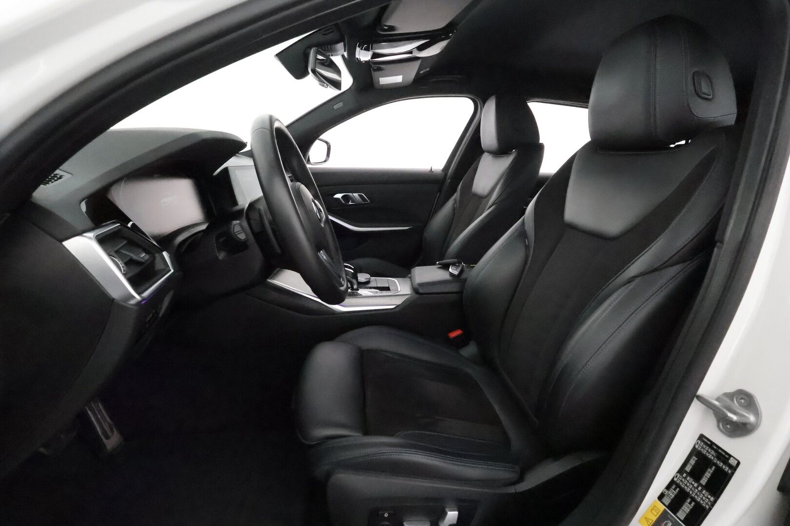 BMW 330 2021 G21 Touring 330e xDrive A Charged Edition M Sport **Adapt.vakkari / Hifit / Muistipenkki / Nahka-Alcantara / LED** - SoH 91.9% / Merkkihuollettu / Erinomainen maalipinta / Kahdet alumiinivanteet * - HULLU BLACKWEEK KORKOTARJOUS 2,49%