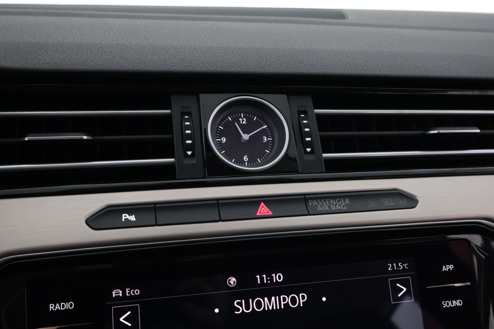 Volkswagen Passat 2018 Variant GTE Plug-In Hybrid 160 kW (218 hv) DSG-automaatti *Adapt.vakkari / P-kamera / Vetokoukku / Puolinahat* - Juuri huollettu! / Jakohihna vaihdettu 2023 / Hifi päivitys!