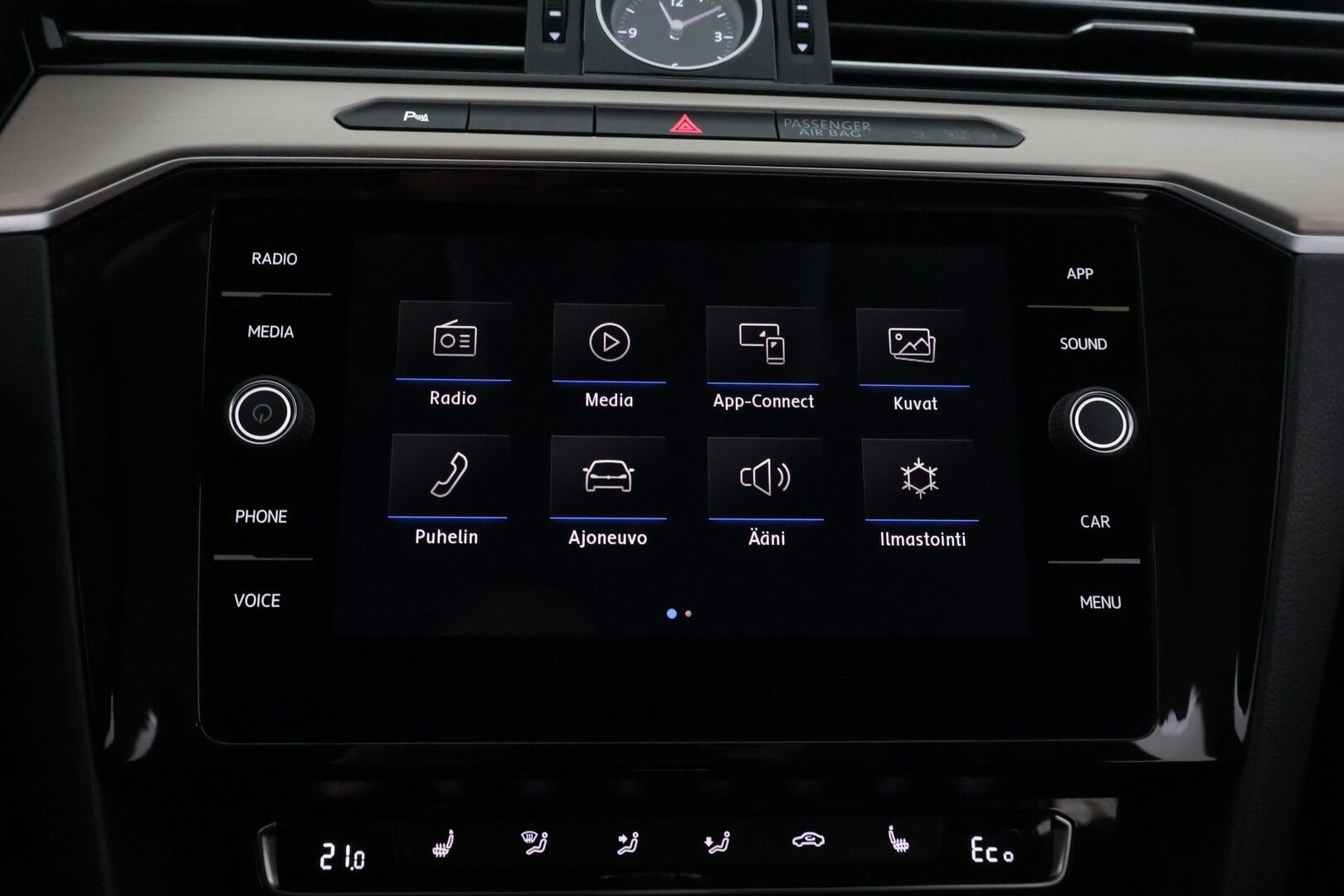 Volkswagen Passat 2018 Variant GTE Plug-In Hybrid 160 kW (218 hv) DSG-automaatti *Adapt.vakkari / P-kamera / Vetokoukku / Puolinahat* - Juuri huollettu! / Jakohihna vaihdettu 2023 / Hifi päivitys!