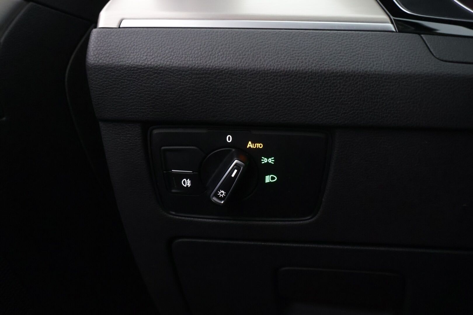 Volkswagen Passat 2018 Variant GTE Plug-In Hybrid 160 kW (218 hv) DSG-automaatti *Adapt.vakkari / P-kamera / Vetokoukku / Puolinahat* - Juuri huollettu! / Jakohihna vaihdettu 2023 / Hifi päivitys!