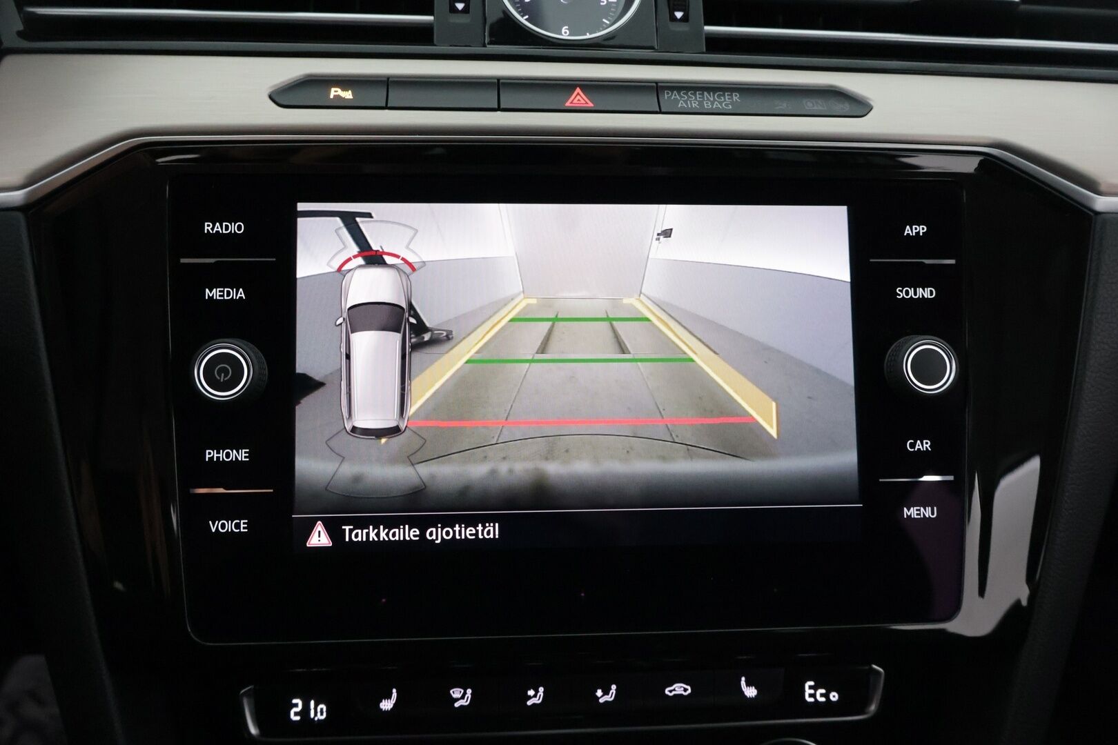 Volkswagen Passat 2018 Variant GTE Plug-In Hybrid 160 kW (218 hv) DSG-automaatti *Adapt.vakkari / P-kamera / Vetokoukku / Puolinahat* - Juuri huollettu! / Jakohihna vaihdettu 2023 / Hifi päivitys!